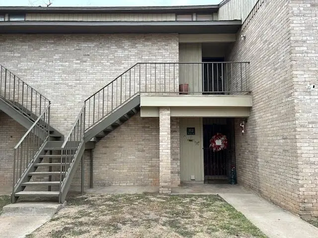 100 E Hillside Rd, Laredo, TX 78041 - #3