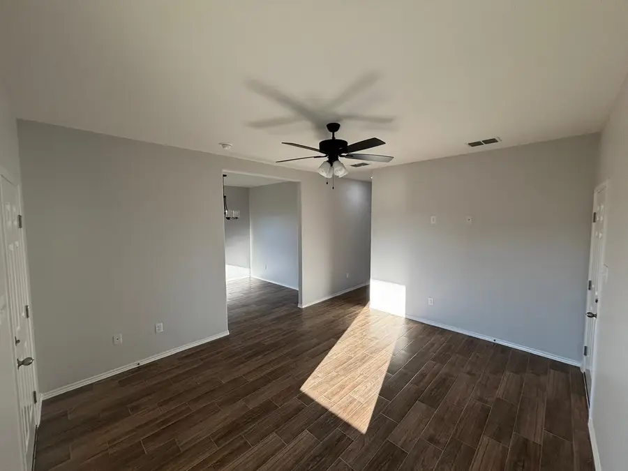 5807 Colegio Ln., Laredo, TX 78046-0000 - #3