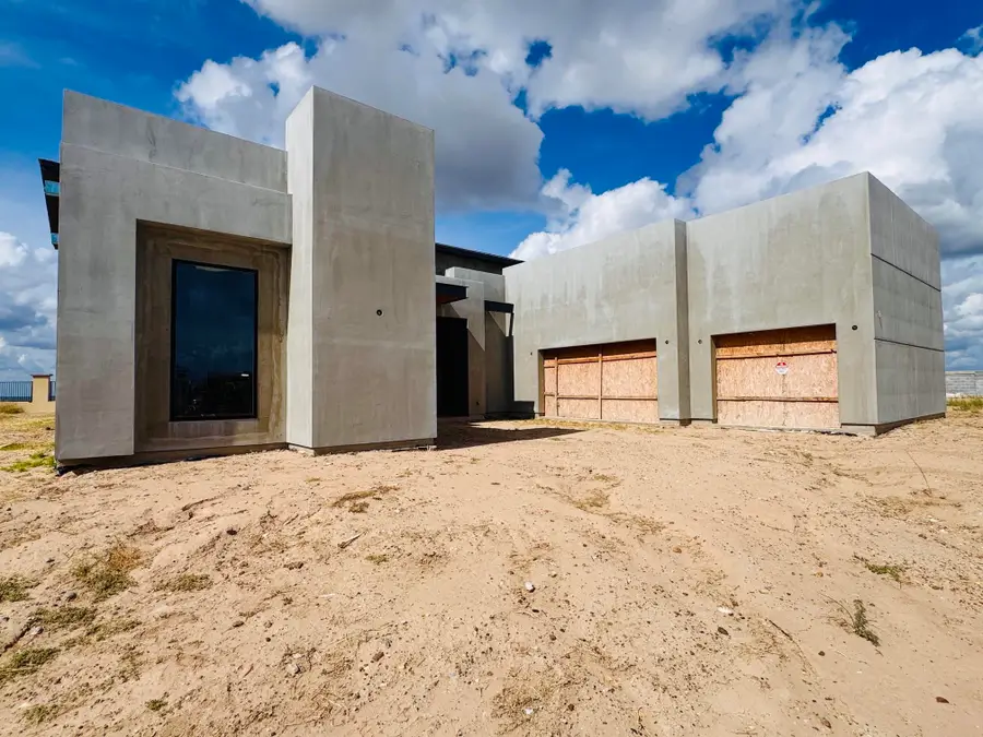 12 Acantilado Dr., Laredo, TX 78045 - #2