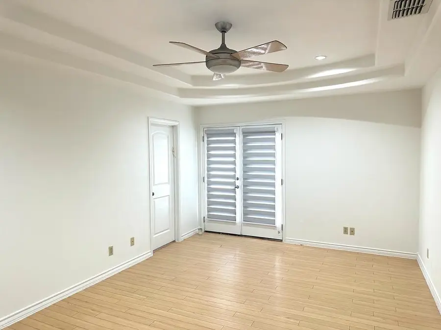 308 Cambridge Lp, Laredo, TX 78045 - #3