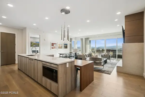 2752 High Mountain Road #408, Park City, UT 84098