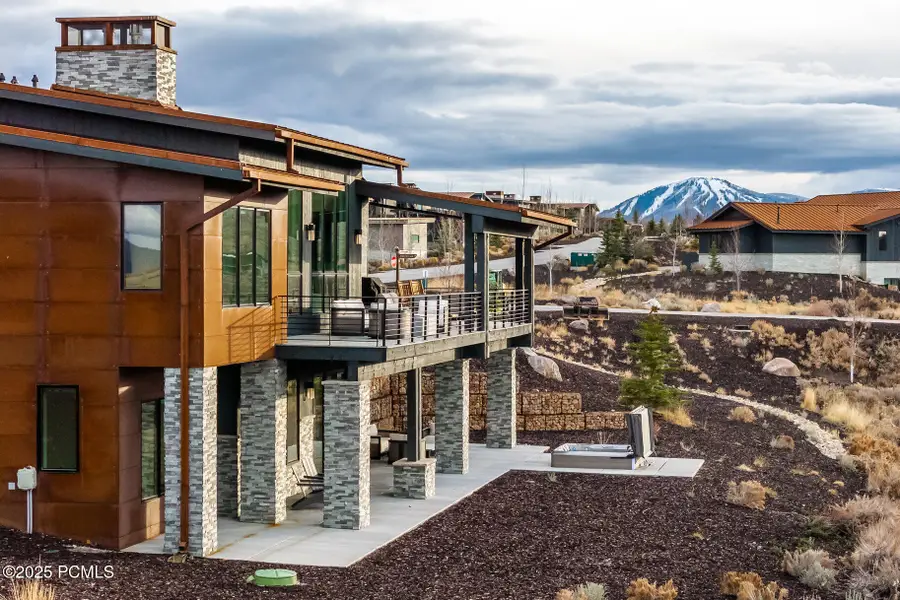7043 Golden Bear Loop W, Park City, UT 84098 - Image #2