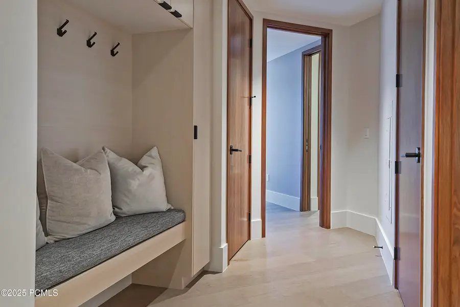 7677 Village Way #301, Park City, UT 84060 - Image #2