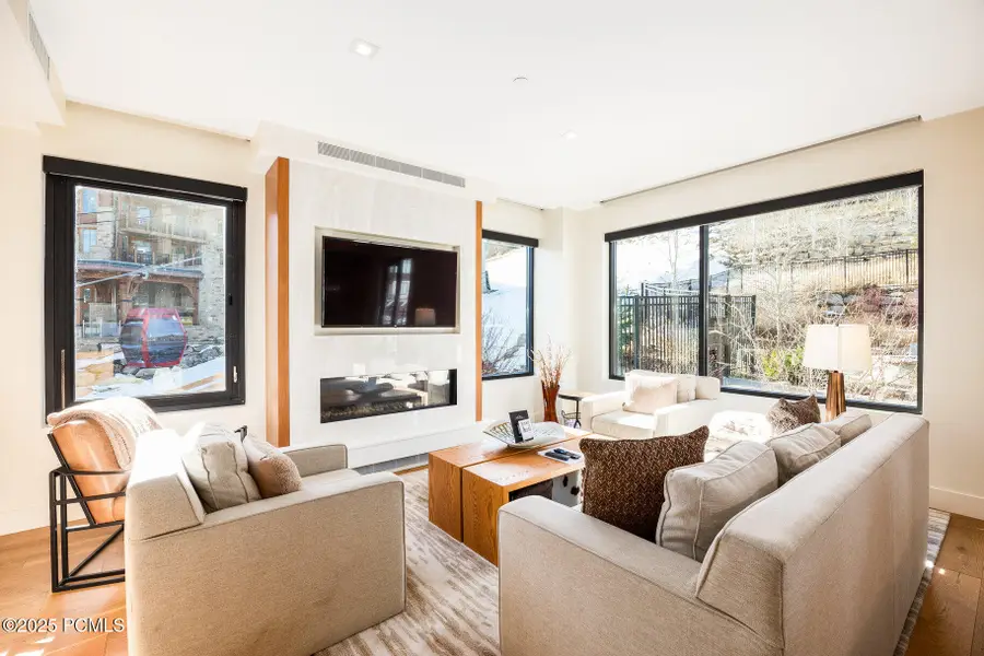 2431 W High Mountain Road #301, Park City, UT 84098 - Image #3