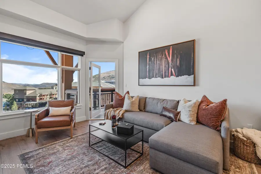 3720 N Sundial Court #B517, Park City, UT 84098 - Image #3