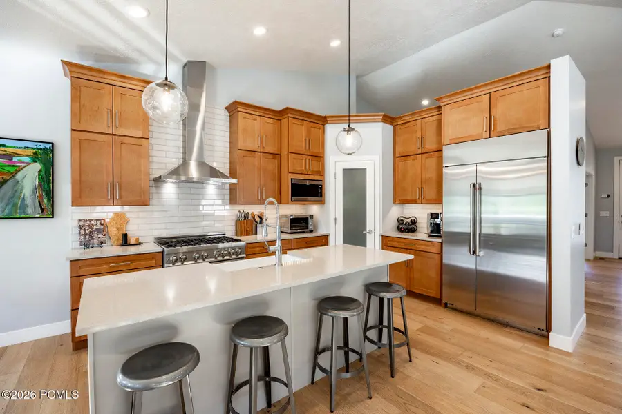 1562 E Lone Peak Drive, Salt Lake City, UT 84117 - Image #2