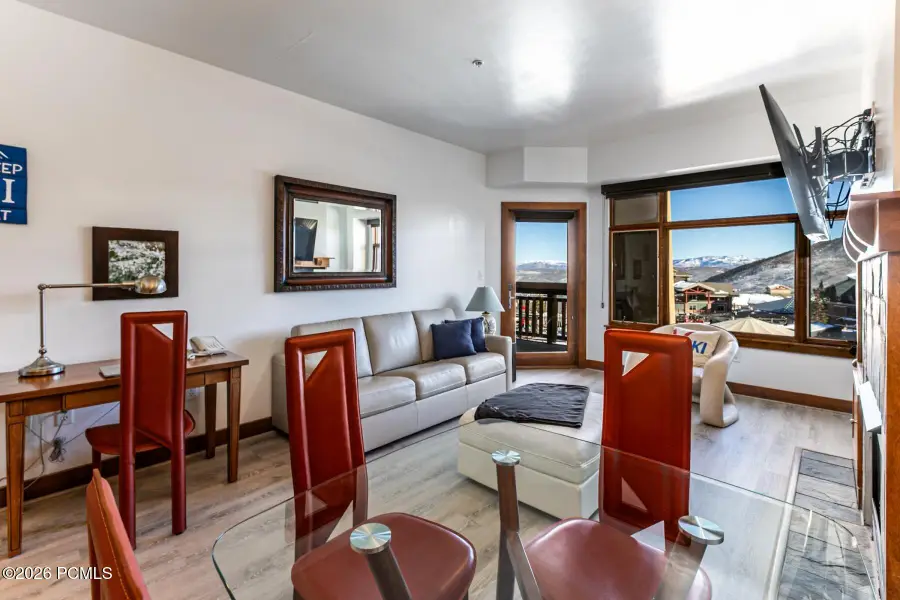 3720 N Sundial Court #B319, Park City, UT 84098 - Image #3