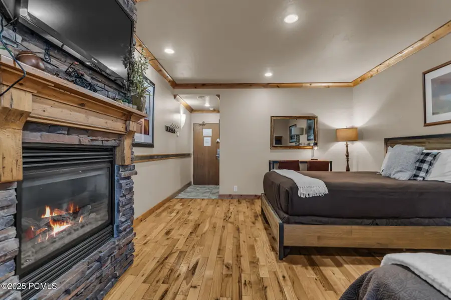 2325 Sidewinder Drive #823, Park City, UT 84060 - Image #3