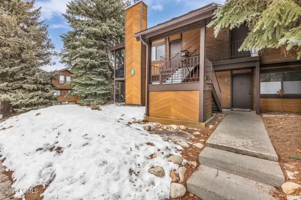 2025 Canyons Resort Drive #Apt G1, Park City, UT 84098