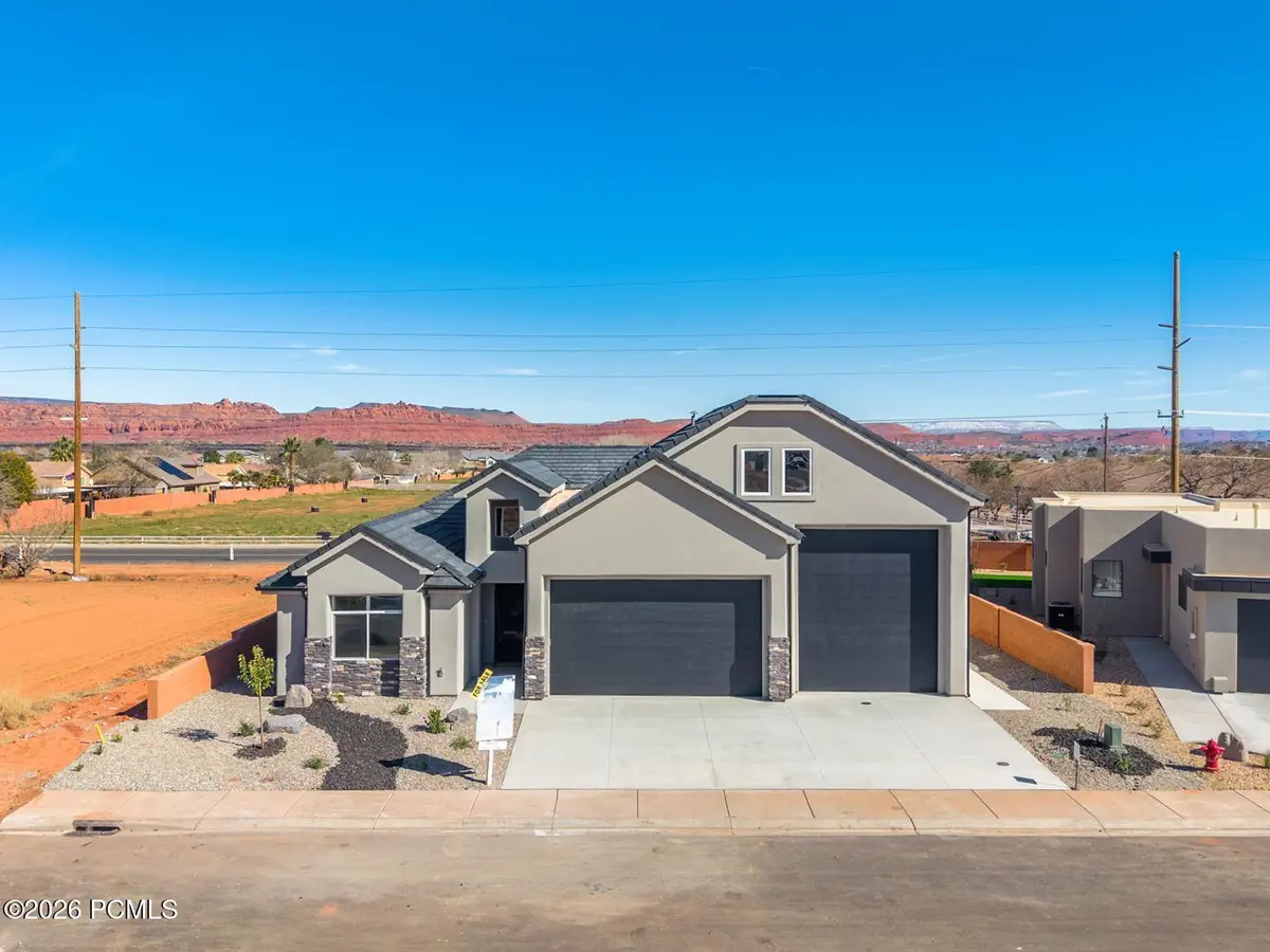 915 S 170 E, Ivins, UT 84738 - #1