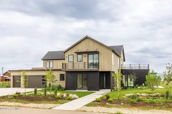 798 Lazy Way, Francis, UT 84036