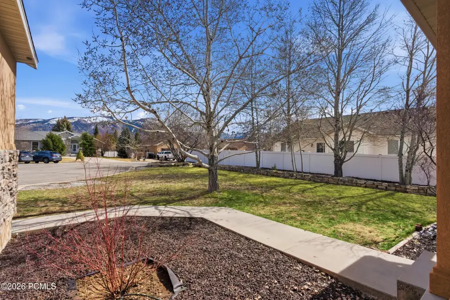 5325 Bridle Circle, Oakley, UT 84055 - #2