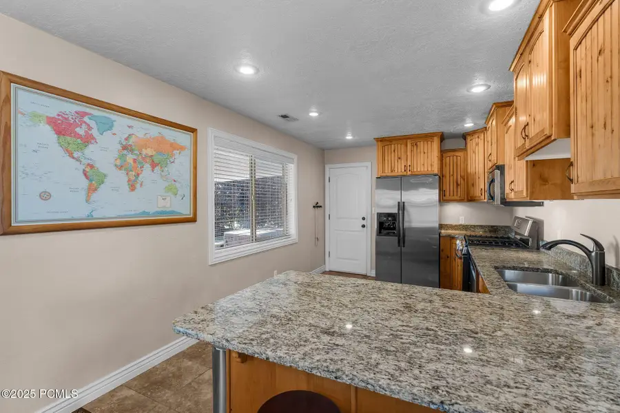 2125 E Logan Avenue, Salt Lake City, UT 84108 - #3
