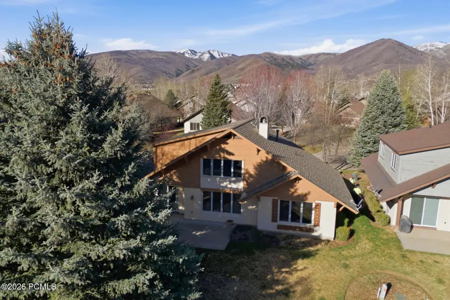 1152 N Village Circle, Midway, UT 84049 - #2