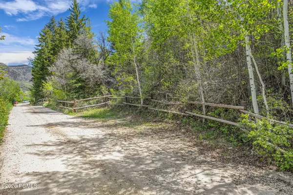 1442 E Weber Wild Road, Oakley, UT 84055