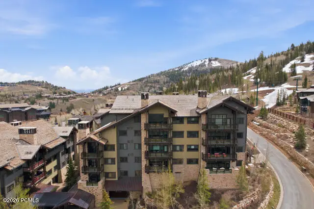 8880 Empire Club Dr #411, Park City, UT 84060 - #3