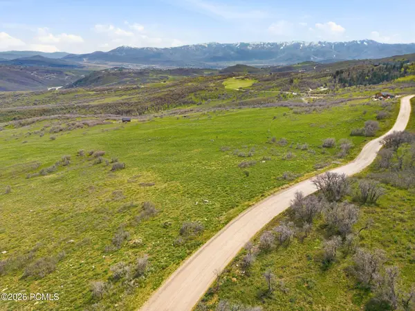 2627 S Bull Moose Drive, Wanship, UT 84017