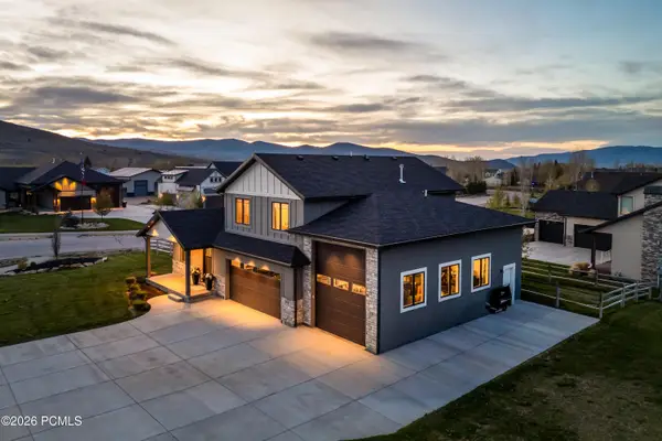 862 W Hilltop Court, Francis, UT 84036