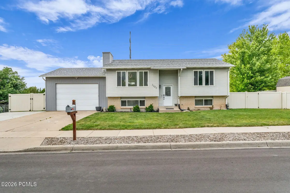 1282 S 875 W, Woods Cross, UT 84087 - #1