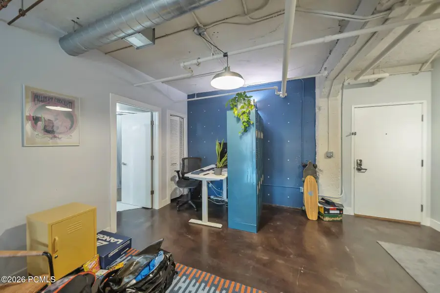 328 W 200 #Apt 402, Salt Lake City, UT 84101 - #2