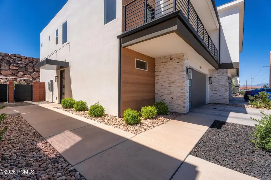 868 E Desert Cactus Drive, Washington, UT 84780 - #3