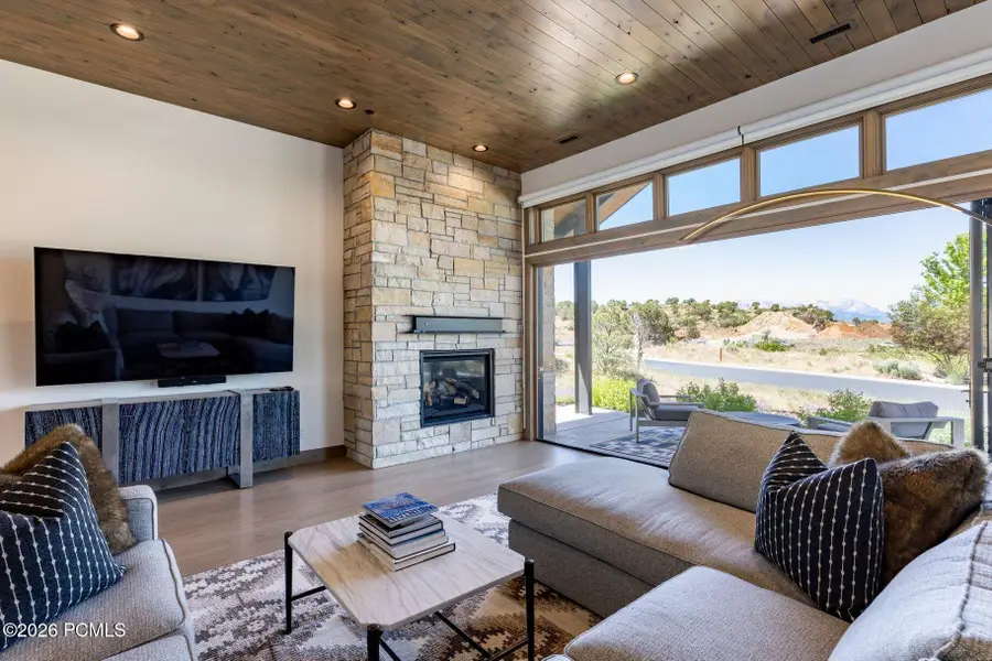 502 N Red Ledges Village Way, Heber City, UT 84032 - #2