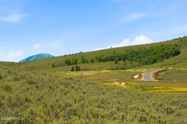 5867 Hawks Meadow Ln, Park City, UT 84098