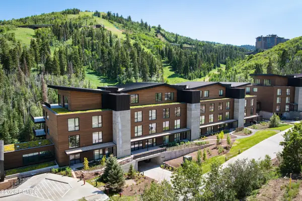3267 W Deer Hollow Road #2402, Park City, UT 84060