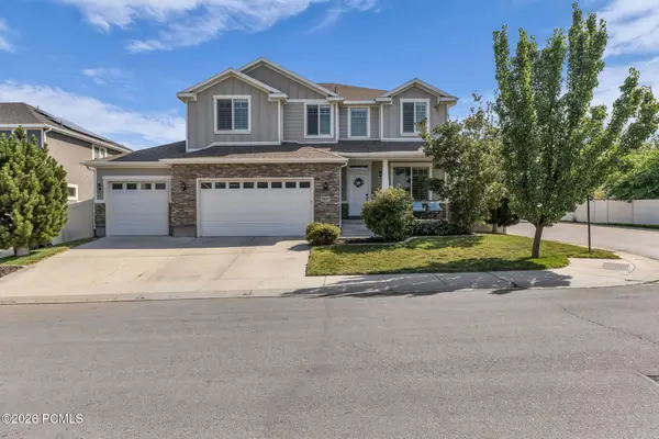3827 W Coastal Dune Drive, South Jordan, UT 84009
