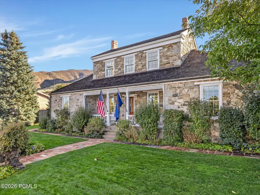 252 N 400 East, Centerville, UT 84014 - #3