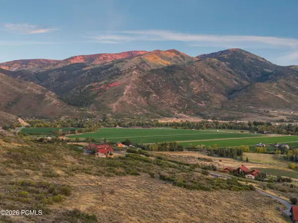 5948 N Triple Crown Trail, Oakley, UT 84055