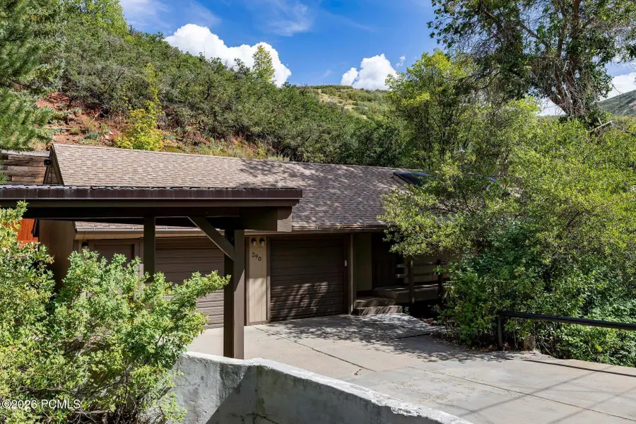 290 N Margarethe Lane, Salt Lake City, UT 84108 - #3
