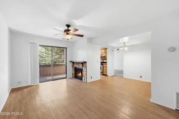 6861 N 2200 West #Apt 9j, Park City, UT 84098