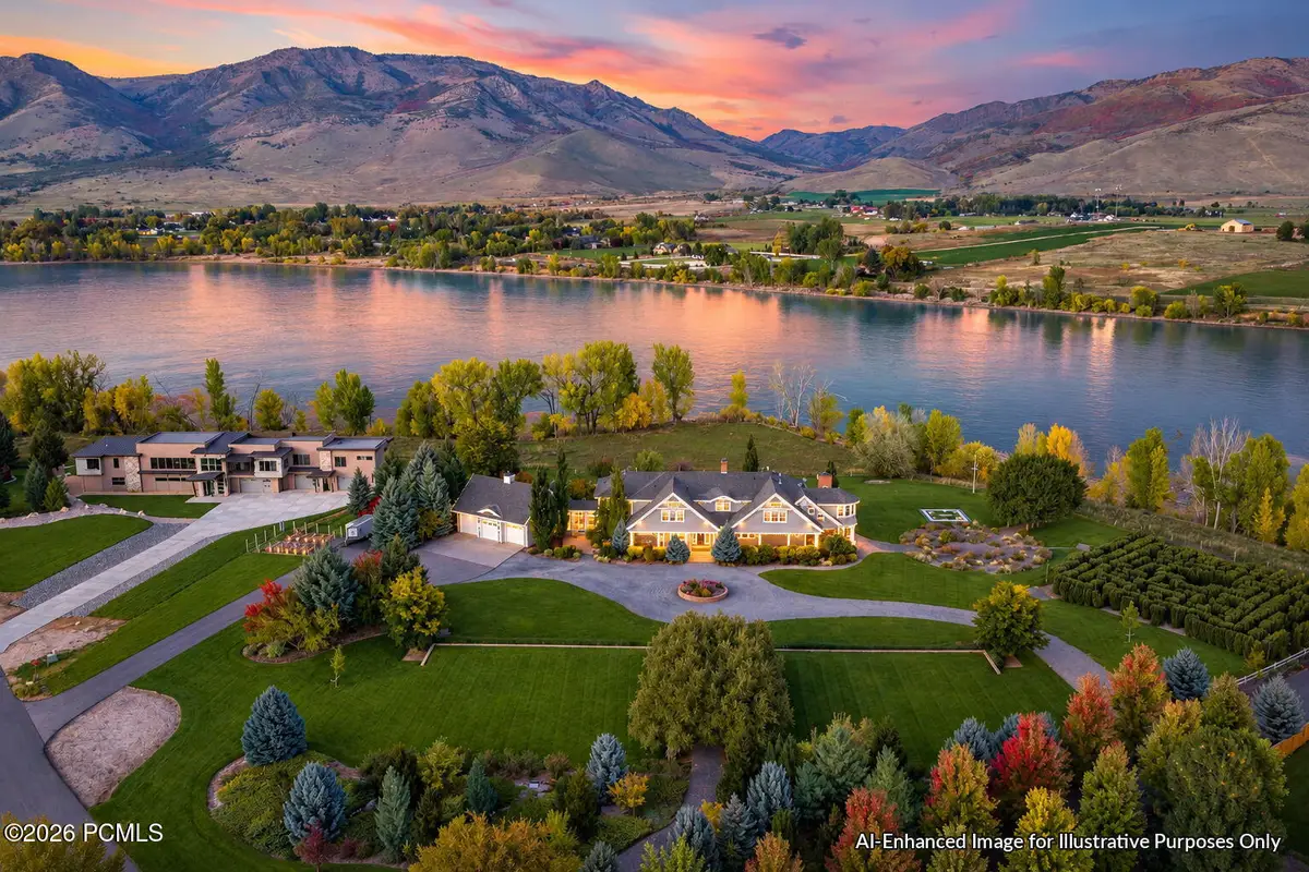 348 E 6900 East, Huntsville, UT 84317 - #1