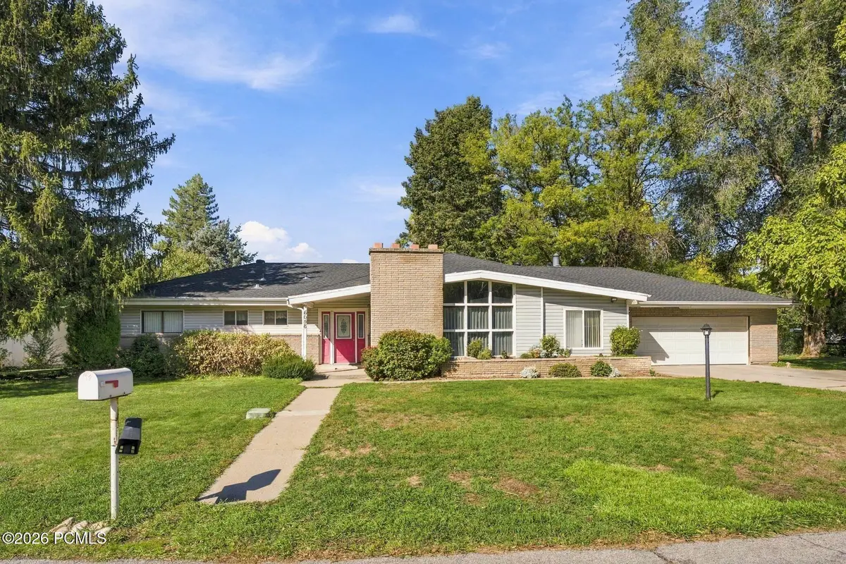 6058 S Linden Way, Holladay, UT 84121 - #1