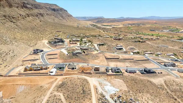 3261 S Cliffs Dr #31, Hurricane, UT 84737