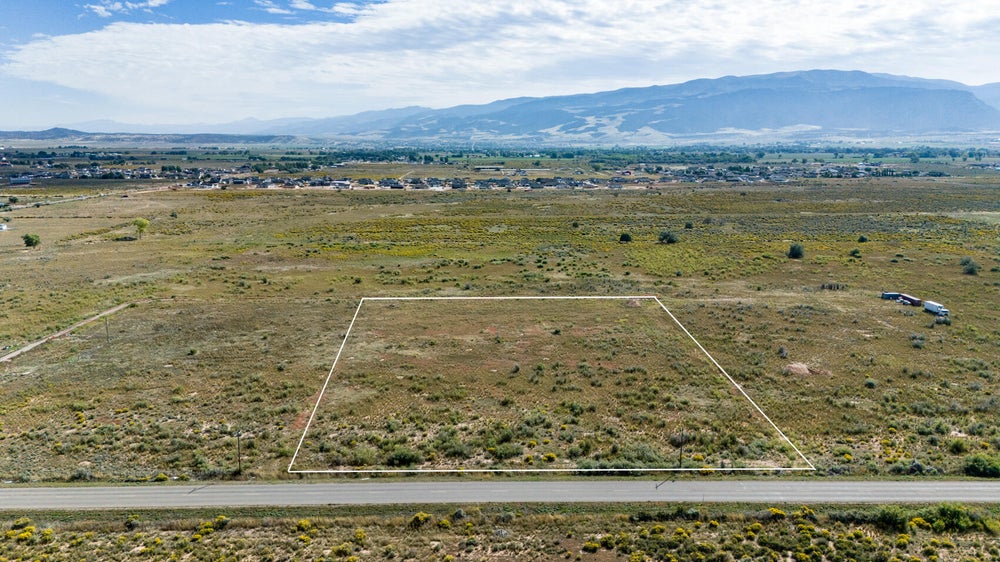 4561 N 3100 W, Cedar City, UT 84721 BHGRE