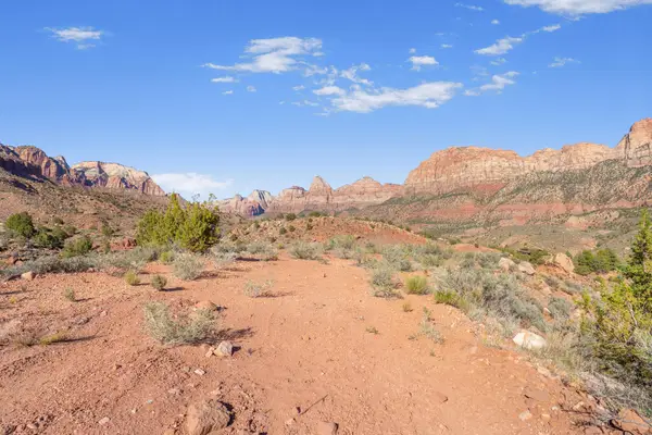 Parunuweap Cir, Springdale, UT 84767