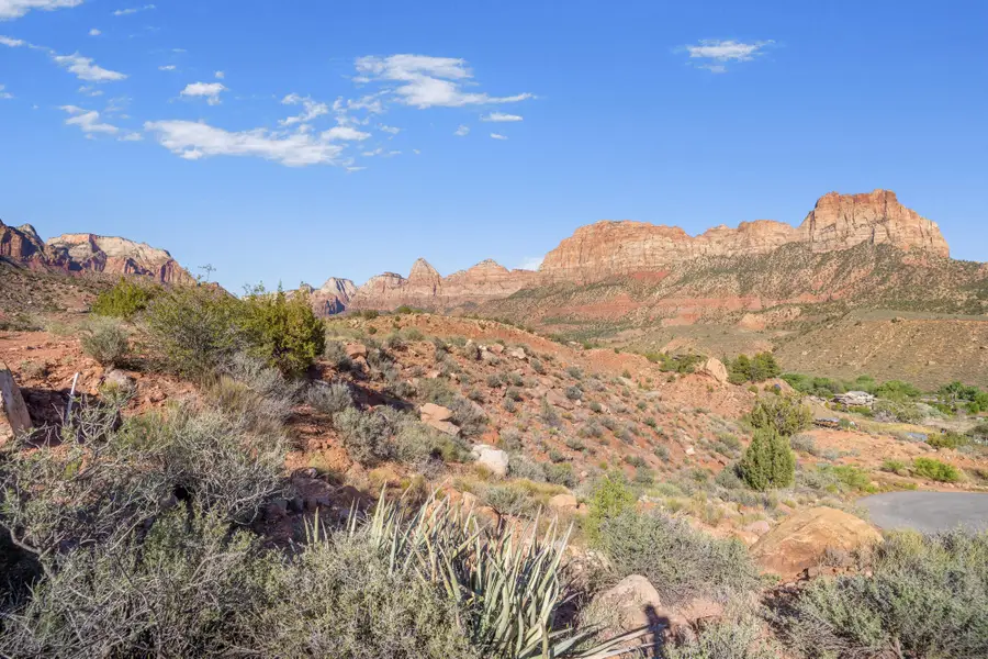 Parunuweap Cir, Springdale, UT 84767 - #2