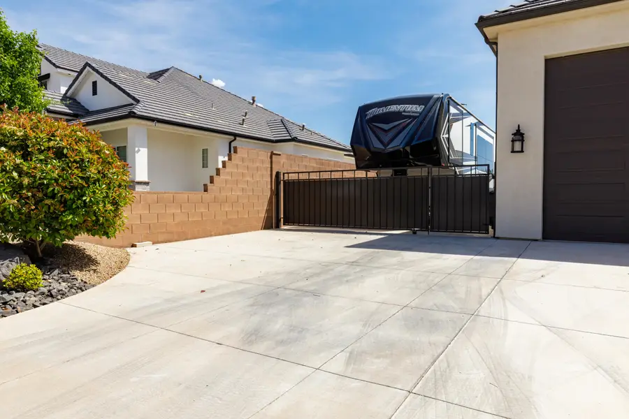 309 W Blue Quartz Dr, Washington, UT 84780 - Image #3