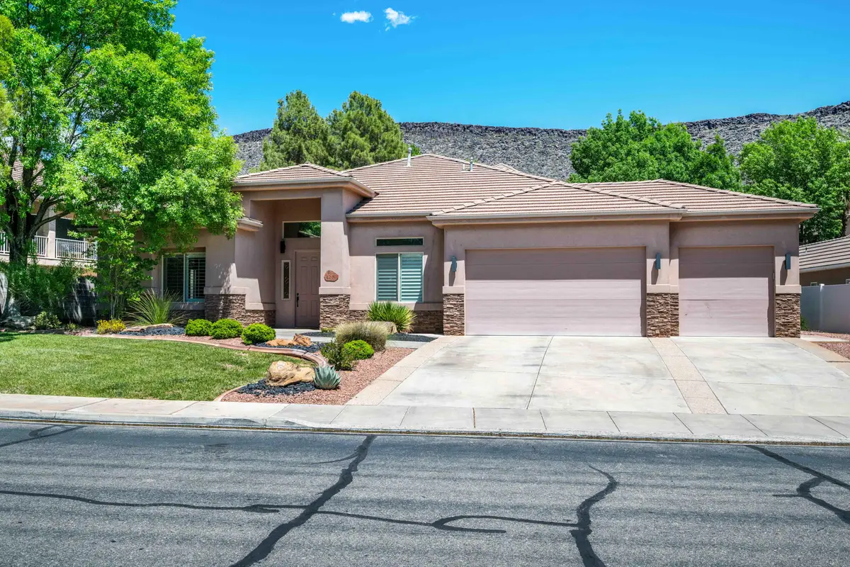 42 N 1100 W, Saint George, UT 84770 - #1