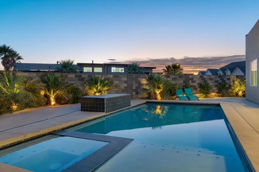 1975 W Cedar Breaks Dr, Hurricane, UT 84737 - #3