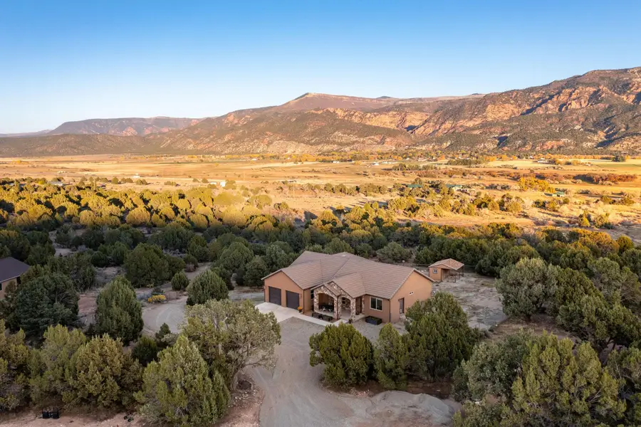 23 S 1200 W, Kanarraville, UT 84742 - #2