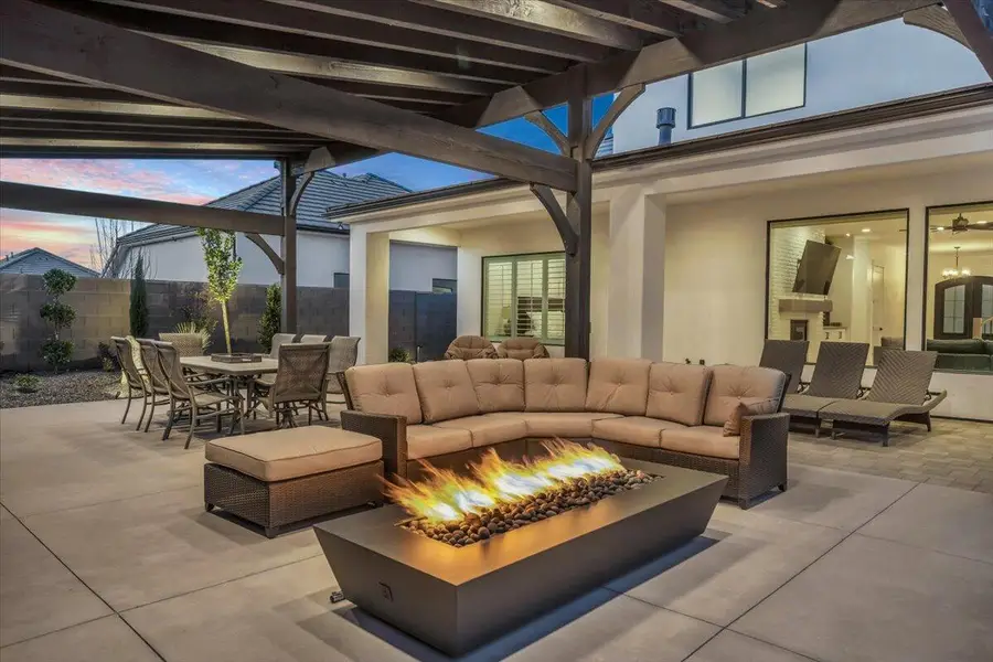 1597 W Belayer Dr, Saint George, UT 84770 - #3