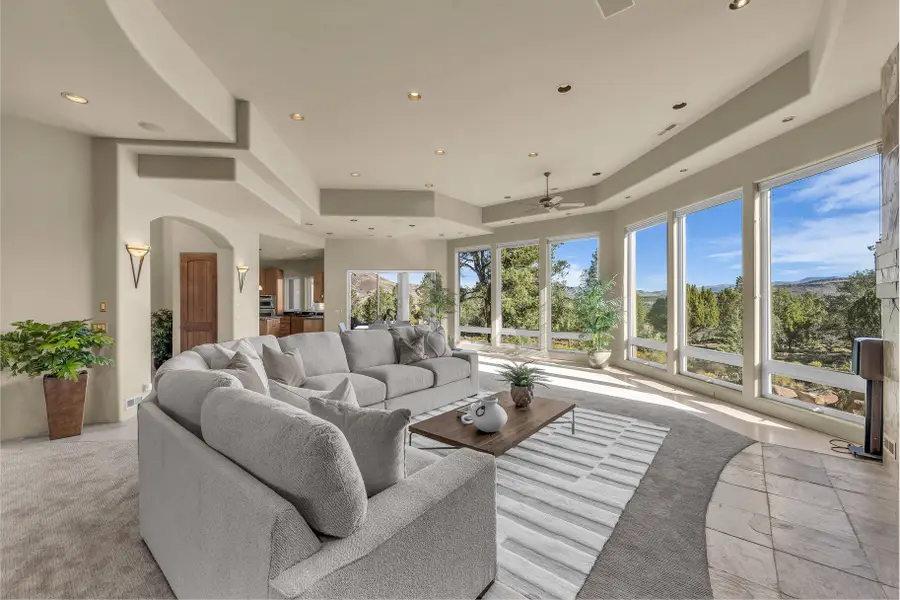 622 N Pinion Hills Dr, Dammeron Valley, UT 84783 - #2