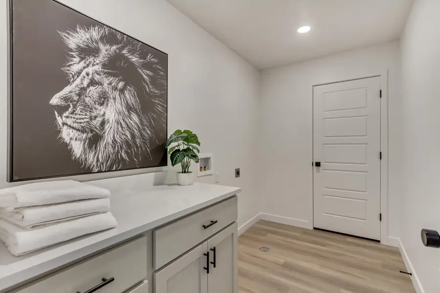 2393 E Sunflower Drive Dr, Eagle Mountain, UT 84005 - Image #2