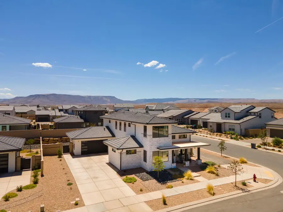 755 W Juniper Hill Dr, Saint George, UT 84790 - Image #2