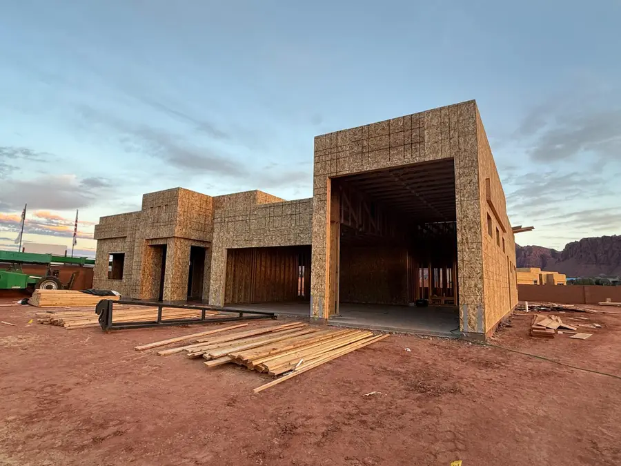 582 W W 80 S, Ivins, UT 84738 - Image #2