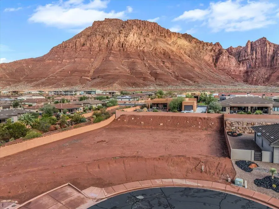 437 E Ridgeview Cir, Ivins, UT 84738 - Image #3