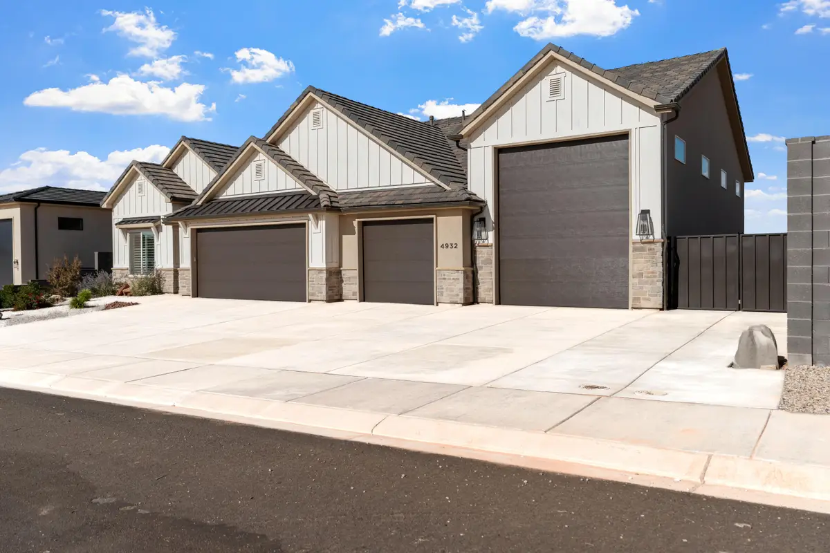 4932 W Orchard Ln, Hurricane, UT 84737 - #1
